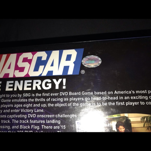 New 2005 NASCAR The DVD Board Game - Picture 4 of 6